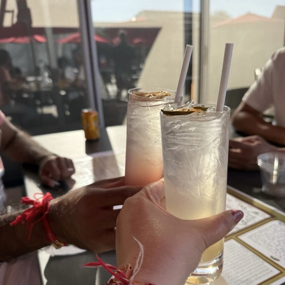 Barrel & Bushel - Lemon and blueberry mocktails - Bars Near Me - Tysons Corner, Virginia Barrel & Bushel - Lemon and blueberry mocktails - Bars Near Me - Tysons Corner, Virginia