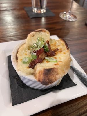 Nosh Restaurant and Wine Lounge by null