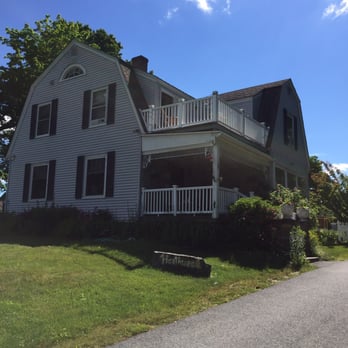 Heathwood Inn - The cute and inviting exterior - Bed & Breakfast Near Me - Bar Harbor, Maine Heathwood Inn - The cute and inviting exterior - Bed & Breakfast Near Me - Bar Harbor, Maine