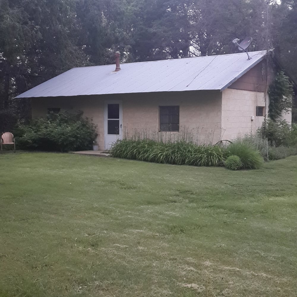 BUTTERFIELD TRAIL BUNKHOUSE Updated September 2024 23033 T Rd