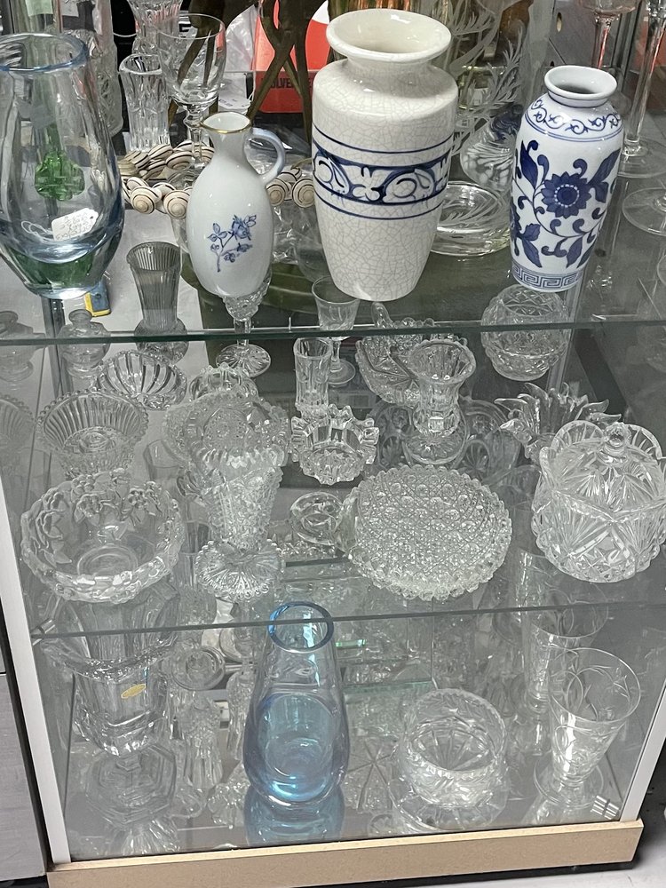 ROADSIDE THRIFT STORE 31 Photos 4666 Meridian Ave, San Jose