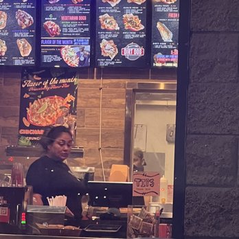 Dirt Dog Downey - Cashier looking a mess , texting on her phone too - Hot Dogs Near Me - Downey, California