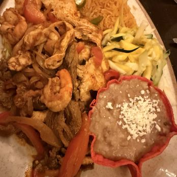 Los Molcajetes Bar & Grill - Fajitas - Mexican Near Me - Santa Rosa, California Los Molcajetes Bar & Grill - Fajitas - Mexican Near Me - Santa Rosa, California