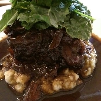 Amilinda - Portuguese Near Me - Milwaukee, Wisconsin