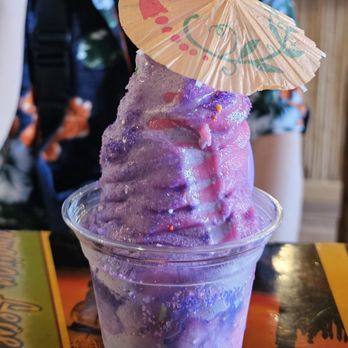 Makani's Magic Pineapple Shack - Juice Bars & Smoothies Near Me - Hilo, Hawaii Makani's Magic Pineapple Shack - Juice Bars & Smoothies Near Me - Hilo, Hawaii