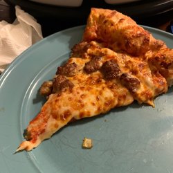 Perfect Pizza - Sausage Pizza.