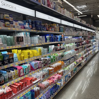 Walmart Supercenter - Clean, neat, fully stocked shelves - Grocery Near Me - Pico Rivera, California Walmart Supercenter - Clean, neat, fully stocked shelves - Grocery Near Me - Pico Rivera, California