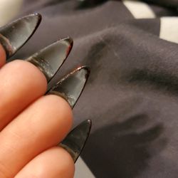 Lee Nails and Spa - The bad shaping