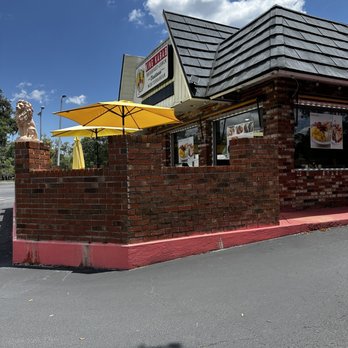 King Kabab - the outside of a restaurant - Mediterranean Near Me - Orange Park, Florida