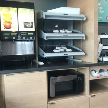 avid hotel Beaumont - Breakfast sandwiches and juice included with the free continental breakfast - Hotels Near Me - Beaumont, Texas
