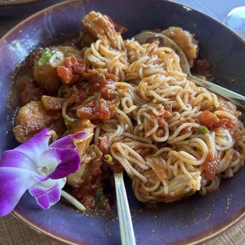 Aung Myanmar - Aung Myanmar Noodles (GF) with shrimp - Asian Fusion Near Me - Oakland, California Aung Myanmar - Aung Myanmar Noodles (GF) with shrimp - Asian Fusion Near Me - Oakland, California