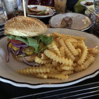 Rosebud Bar & Kitchen - Burger for brunch, pretty average - New American Near Me - Somerville, Massachusetts Rosebud Bar & Kitchen - Burger for brunch, pretty average - New American Near Me - Somerville, Massachusetts