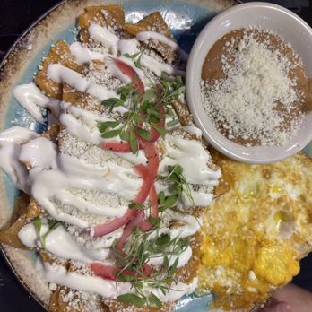 La Chuparosa - Creamy chipotle chilaquiles - Desserts Near Me - Waukegan, Illinois La Chuparosa - Creamy chipotle chilaquiles - Desserts Near Me - Waukegan, Illinois