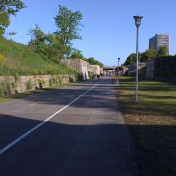 Dequindre Cut Greenway - the greenway - Parks Near Me - Detroit, Michigan