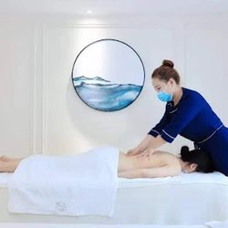 Foothill Sunshine Massage - Our cozy and tranquil environment will make you forget about the outside world, and our attentive staff will cater to your every need.
You