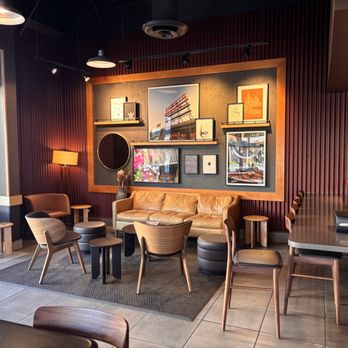 Starbucks - Coffee & Tea Near Me - Burbank, California