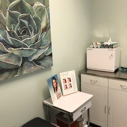 Esthetics At Allegheny Physical Medicine - Treatment room 2