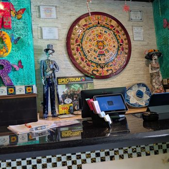 La VaKa Mexican Restaurant - Love the artwork and the skeletons are cool - Mexican Near Me - Goffstown, New Hampshire La VaKa Mexican Restaurant - Love the artwork and the skeletons are cool - Mexican Near Me - Goffstown, New Hampshire