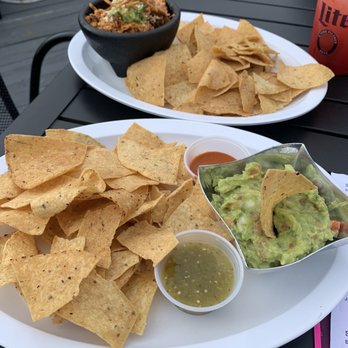 Tatas Tacos - Chips & Chicken Tinga, Chips & Guacamole - Tacos Near Me - Chicago, Illinois Tatas Tacos - Chips & Chicken Tinga, Chips & Guacamole - Tacos Near Me - Chicago, Illinois