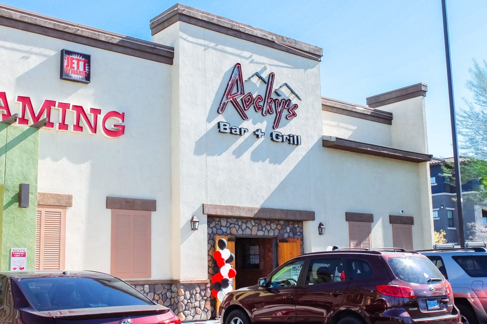 Rocky’s Bar + Grill