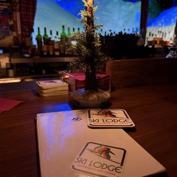 Ski Lodge - Cocktail Bars Near Me - Las Vegas, Nevada Ski Lodge - Cocktail Bars Near Me - Las Vegas, Nevada