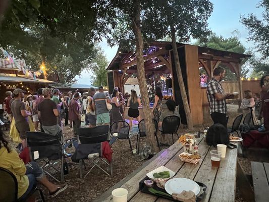 Big B's Delicious Orchards U-pick, Cafe & Tasting Room by null