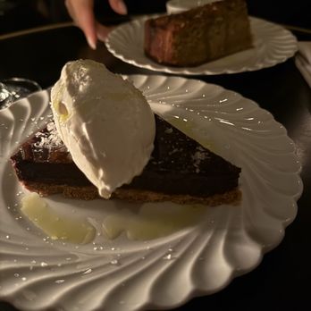 Lolo - Desserts - Wine Bars Near Me - Los Angeles, California Lolo - Desserts - Wine Bars Near Me - Los Angeles, California