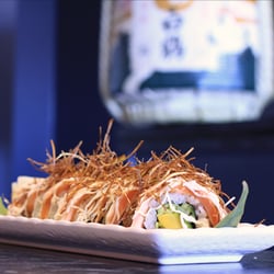 Izakaya Goku - Miso Glazed Seared Salmon
Avocado & cucumber roll topped with mouth watering miso glazed seared Huon Tasmanian Salmon.