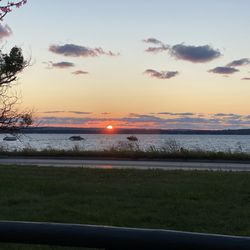 Woodland Sweets - Sunset view - first row seats!!!