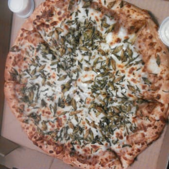 Central Pizza - Pizza with loroco and beans - Pizza Near Me - San Fernando, California Central Pizza - Pizza with loroco and beans - Pizza Near Me - San Fernando, California