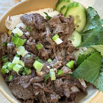 Viet Citron - Lemon grass beef - Vietnamese Near Me - Burlington, Massachusetts Viet Citron - Lemon grass beef - Vietnamese Near Me - Burlington, Massachusetts