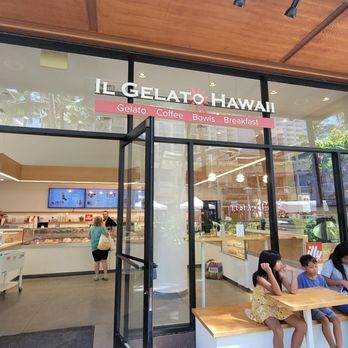 IL Gelato Waikiki - IL Gelato Cafe front on Lewers in Waikiki - Desserts Near Me - Honolulu, Hawaii IL Gelato Waikiki - IL Gelato Cafe front on Lewers in Waikiki - Desserts Near Me - Honolulu, Hawaii