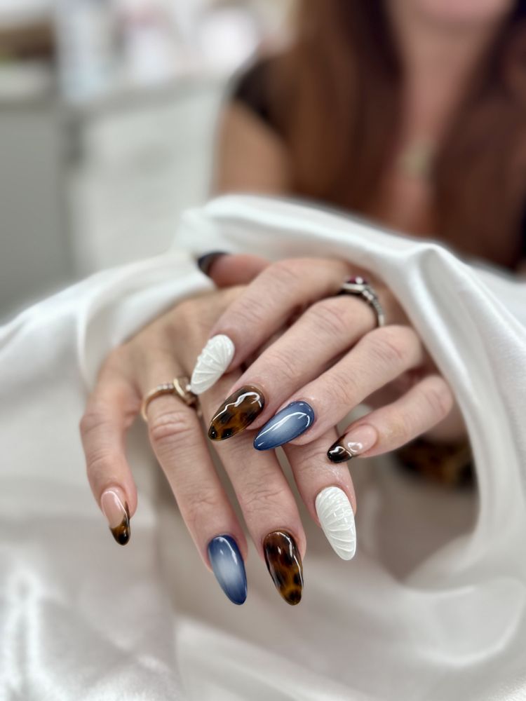 Palencia Nail & Spa Logo