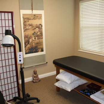 Cincinnati Acupuncture Clinic - Treatment Room #1 - Acupuncture Near Me - Cincinnati, Ohio Cincinnati Acupuncture Clinic - Treatment Room #1 - Acupuncture Near Me - Cincinnati, Ohio
