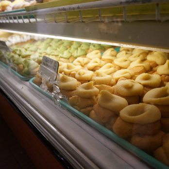 Liliha Bakery - Bakeries Near Me - Honolulu, Hawaii Liliha Bakery - Bakeries Near Me - Honolulu, Hawaii