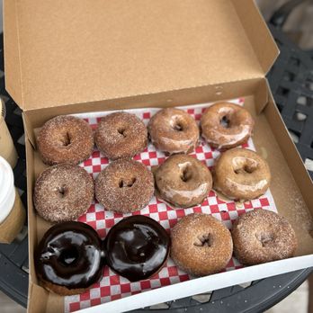 Fred‘s  Famous Donuts - Coffee & Tea Near Me - Tannersville, New York