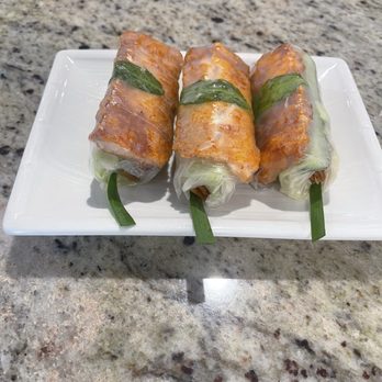 Yummy Pho - Salmon Rolls - Vietnamese Near Me - Fountain Valley, California Yummy Pho - Salmon Rolls - Vietnamese Near Me - Fountain Valley, California