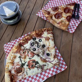 Goodfellas Pizzeria - Cheesecake and slices - Pizza Near Me - Chattanooga, Tennessee Goodfellas Pizzeria - Cheesecake and slices - Pizza Near Me - Chattanooga, Tennessee
