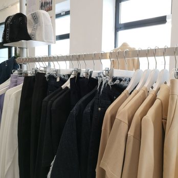 Wolfgang - Designers clothes - Cafes Near Me - Vienna, 9 Wolfgang - Designers clothes - Cafes Near Me - Vienna, 9
