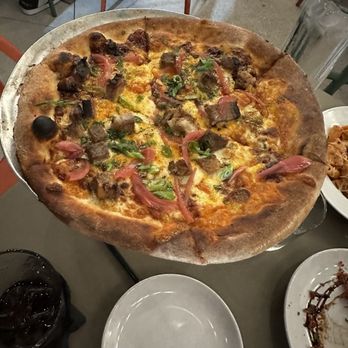 Pigzza - Meat me at Floyd's - Pizza Near Me - Orlando, Florida