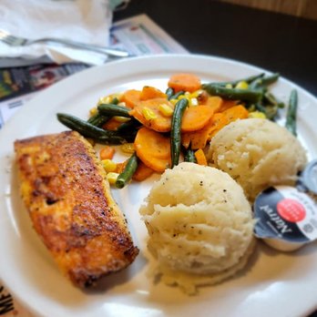 Bluenose II Restaurant - Seafood Near Me - Halifax, Nova Scotia
