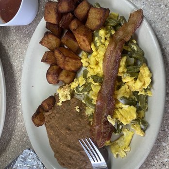 Mariachis de Jalisco - Nopales plate. Asked for extra crispy potatoes. Loved the beans, bacon, and potatoes. - Mexican Near Me - Georgetown, Texas Mariachis de Jalisco - Nopales plate. Asked for extra crispy potatoes. Loved the beans, bacon, and potatoes. - Mexican Near Me - Georgetown, Texas