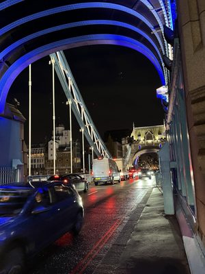 Tower Bridge by null