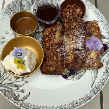 Sugar and Scribe - Banana Pudding French toast - Bakeries Near Me - La Jolla, California Sugar and Scribe - Banana Pudding French toast - Bakeries Near Me - La Jolla, California
