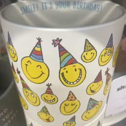 Hallmark Shoebox mugs (2/10/24)