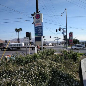ampm - Convenience Stores Near Me - Bloomington, California