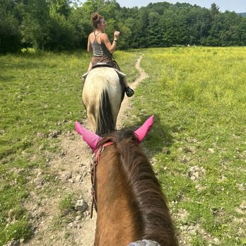 Lajoie Stables - Horseback Riding Near Me - Jeffersonvlle, Vermont Lajoie Stables - Horseback Riding Near Me - Jeffersonvlle, Vermont