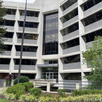 Rob Cox - Realty One Group Capital - Office Exterior - 7925 Jones Branch Drive, McLean VA 22102 - Real Estate Agents Near Me - McLean, Virginia Rob Cox - Realty One Group Capital - Office Exterior - 7925 Jones Branch Drive, McLean VA 22102 - Real Estate Agents Near Me - McLean, Virginia