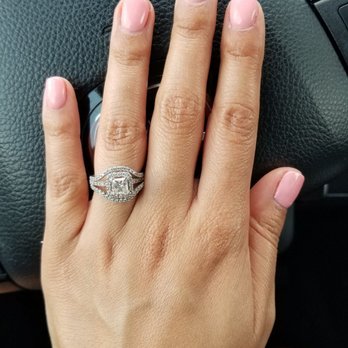 D'Zire Nails - Sue did my SNS nails yesterday. I requested them to be short because my nails grow crazy fast. - Nail Salons Near Me - Austin, Texas
