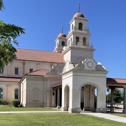 Blessed Stanley Rother Shrine - Church